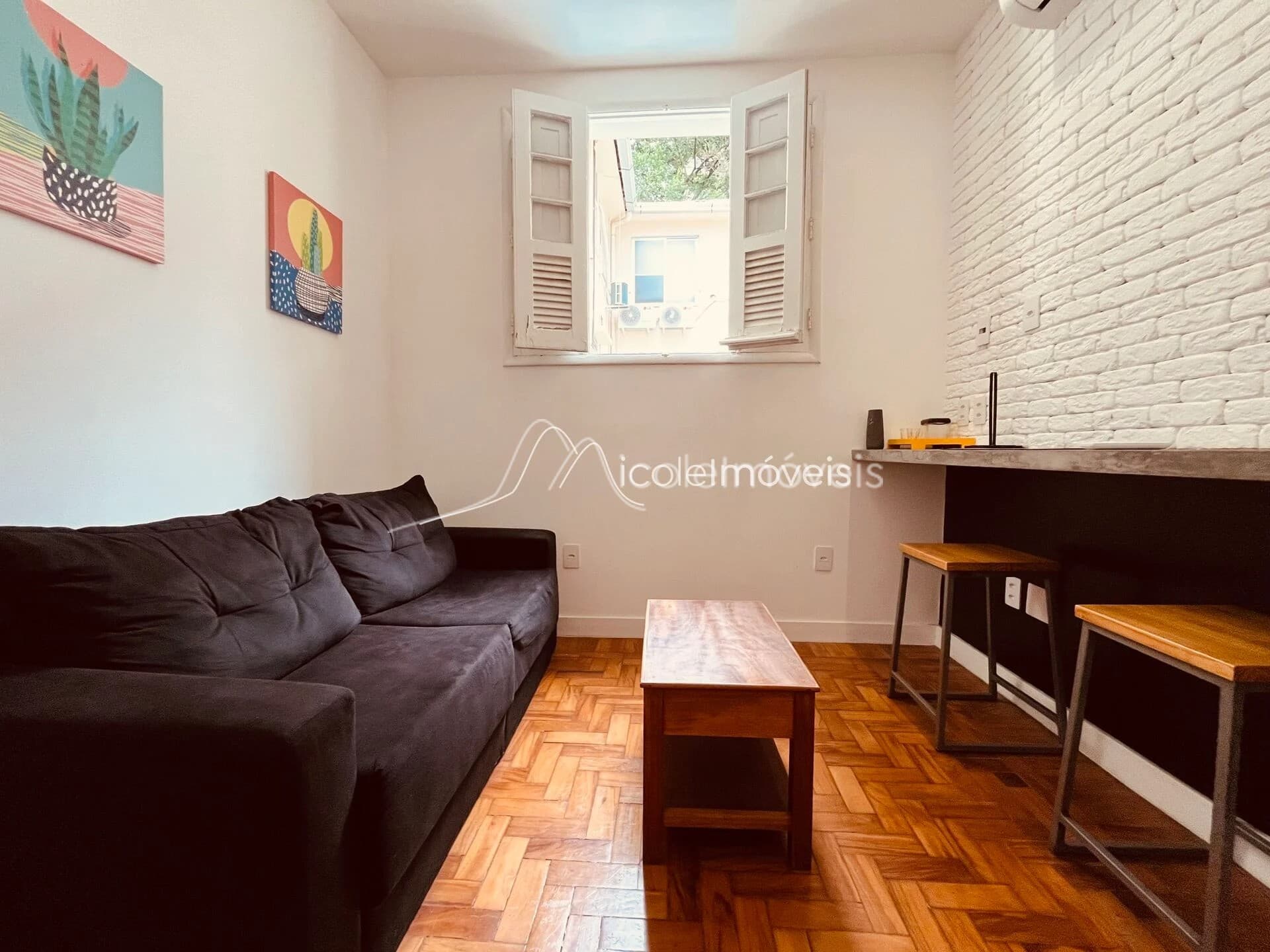 Apartamento Posto 11 do Leblon, mobiliado, entrar e morar